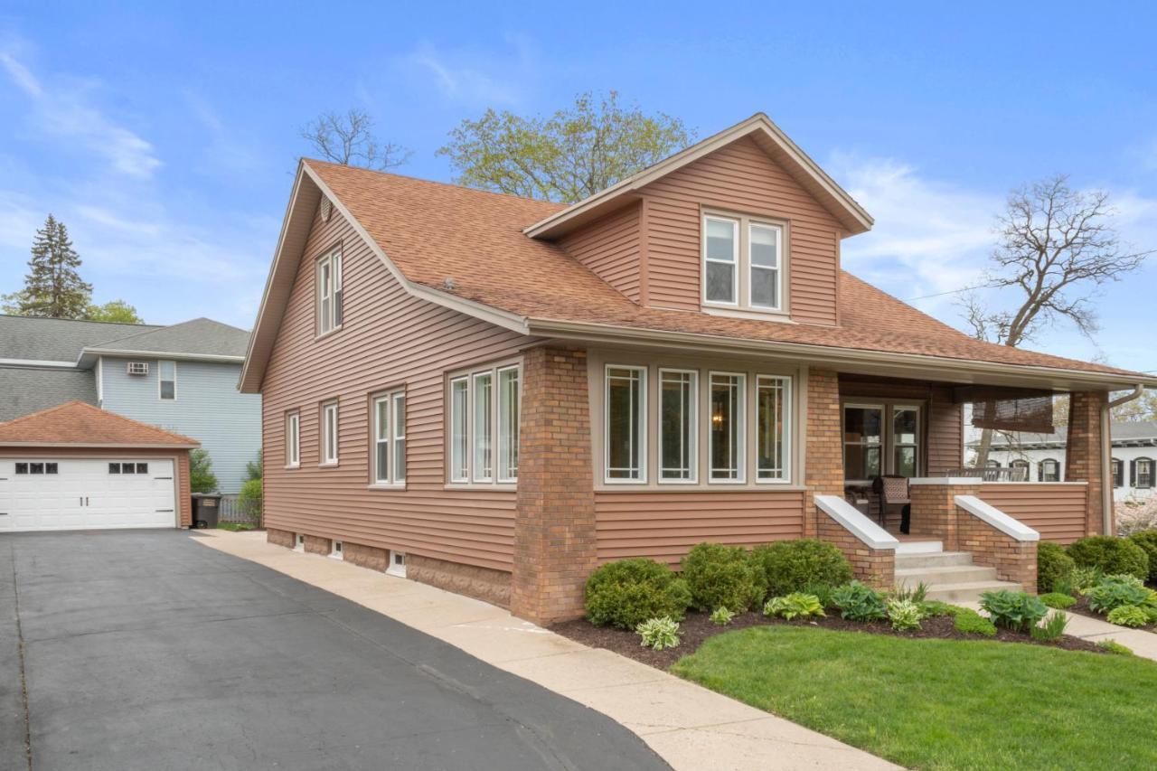 Gorgeous Downtown Bungalow, Walk Everywhere!!! Lake Geneva Eksteriør bilde